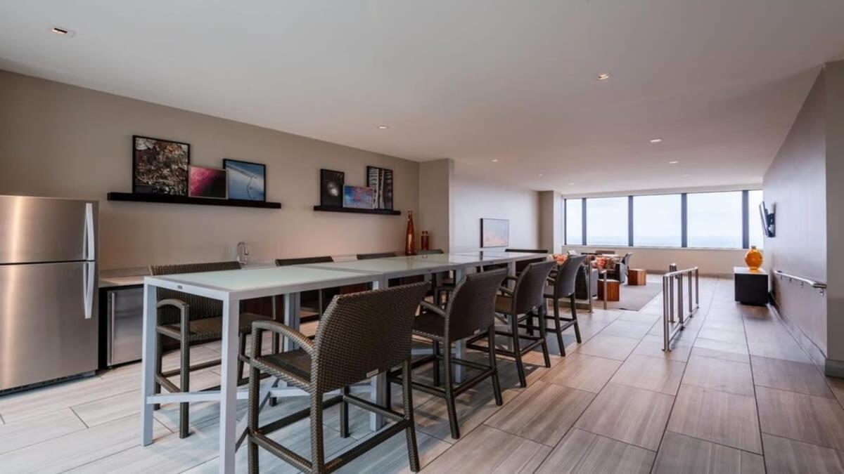 26Th Fl Bold Cozysuites With Pool, Gym Dallas Eksteriør bilde